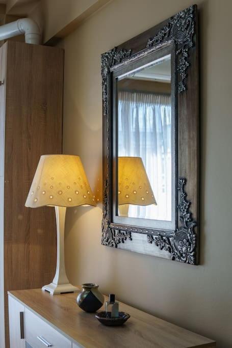 Eleana'S Art Studio Apartment Thessaloniki Exterior photo